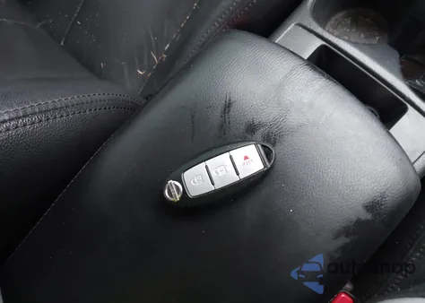 2015 Nissan Rogue Sv z USA, uszkodzony, nr VIN KNMAT2MV6FP502461